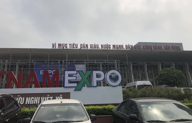 湖南壹定发旅行河内国际商业展  耐磨陶瓷产品拓展越南市场