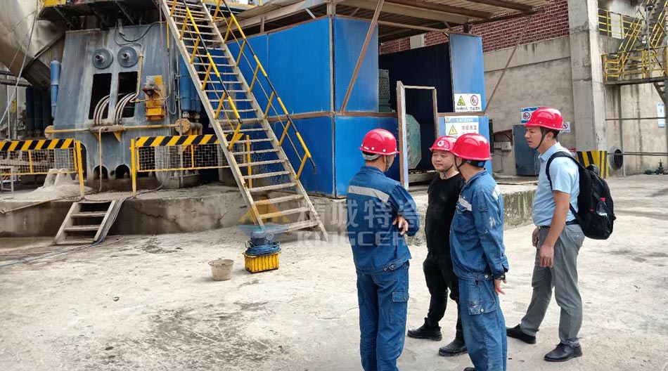 壹定发特瓷赴四川某水泥厂现场勘探以及手艺交流
