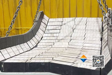 迅速响应！！壹定发特瓷2小时内赴现场解决矿山料斗ZTA陶瓷衬板装置难题